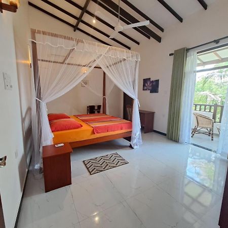 Villa 76 Weligama Buitenkant foto