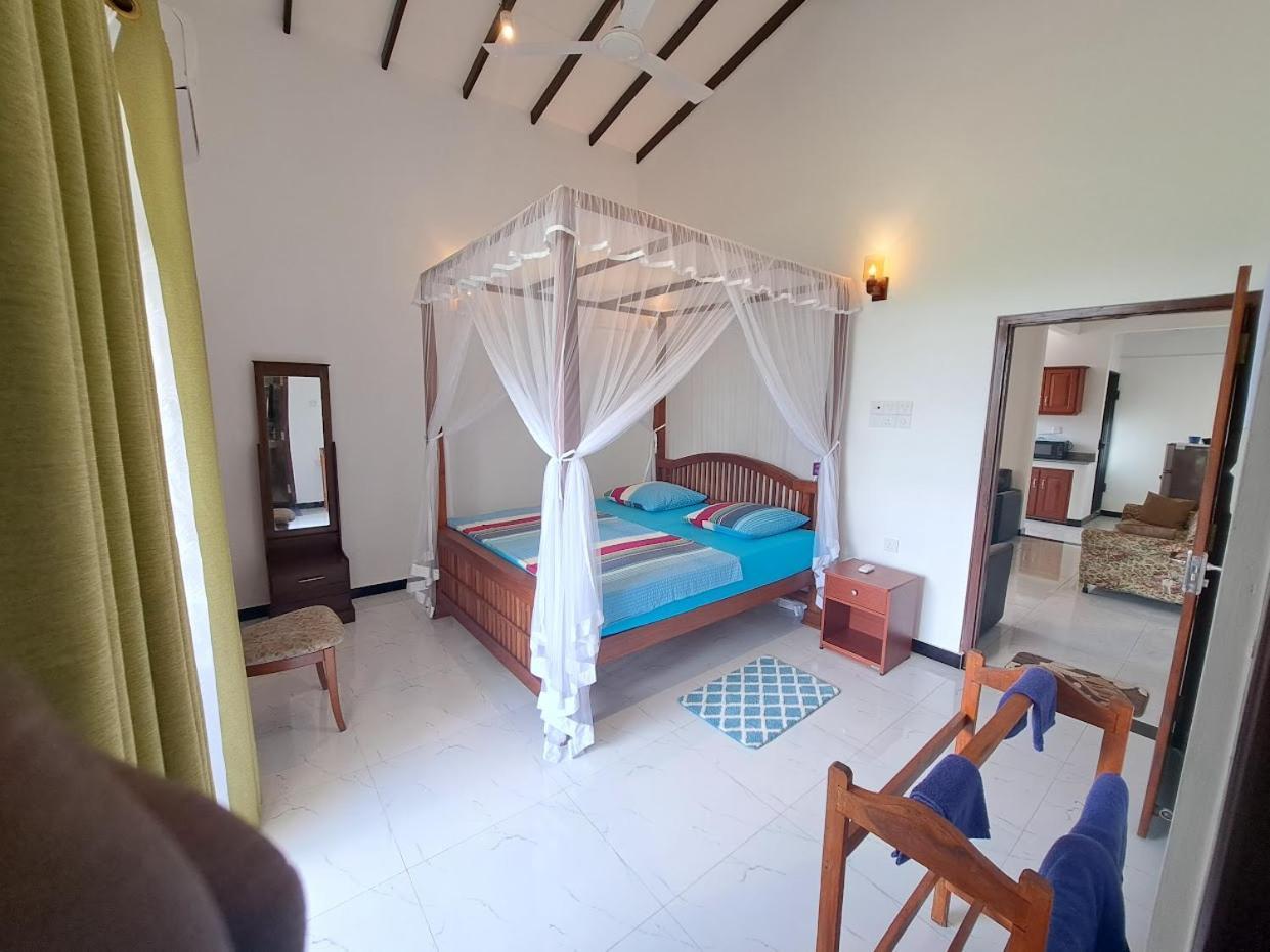 Villa 76 Weligama Buitenkant foto