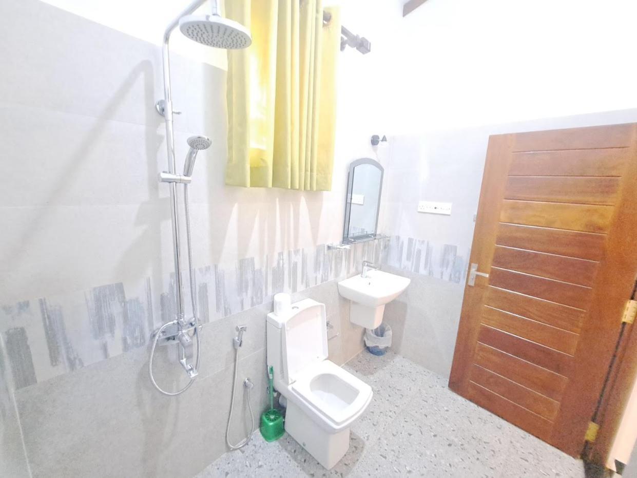 Villa 76 Weligama Buitenkant foto